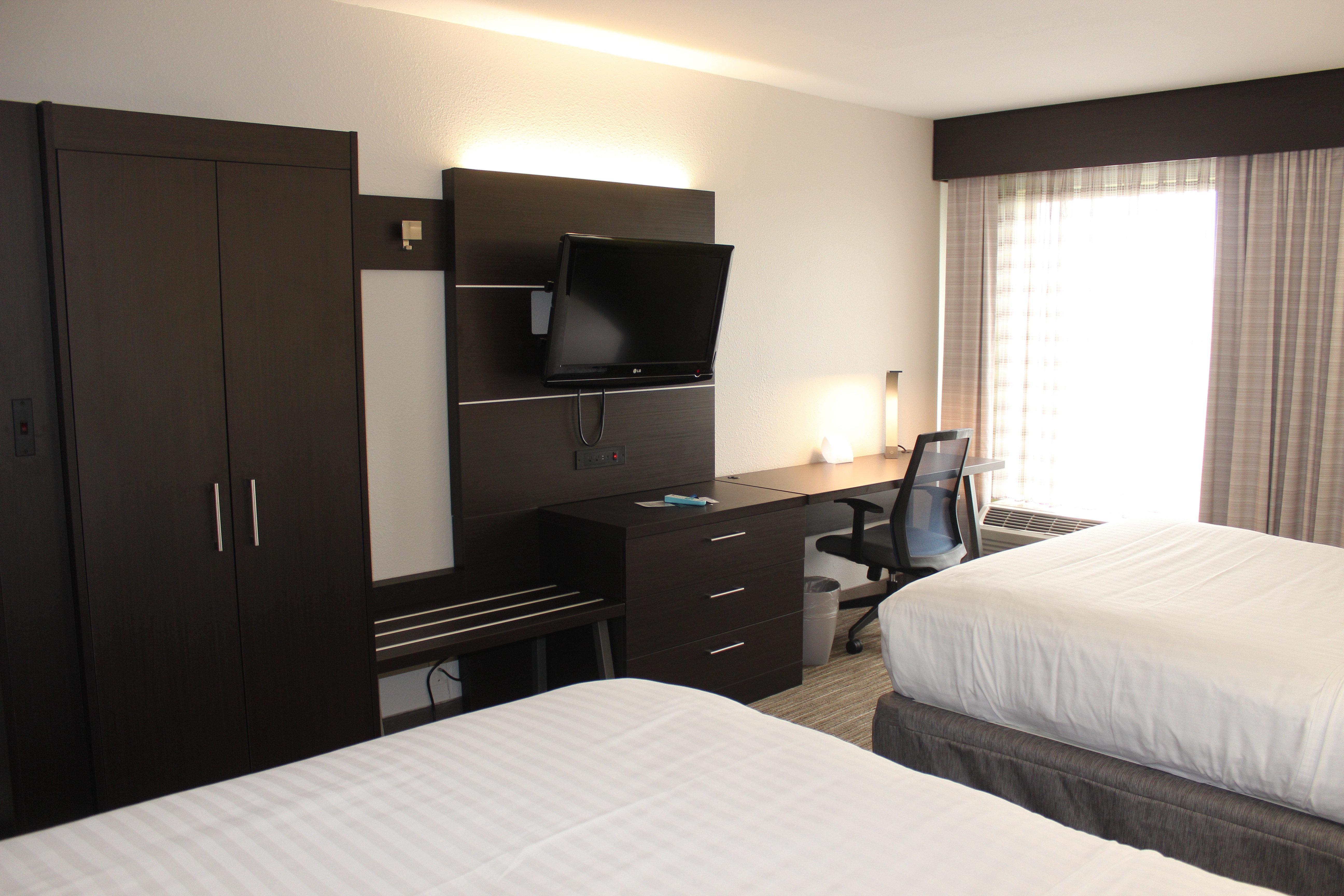 Holiday Inn Express & Suites Troy By Ihg Exterior foto